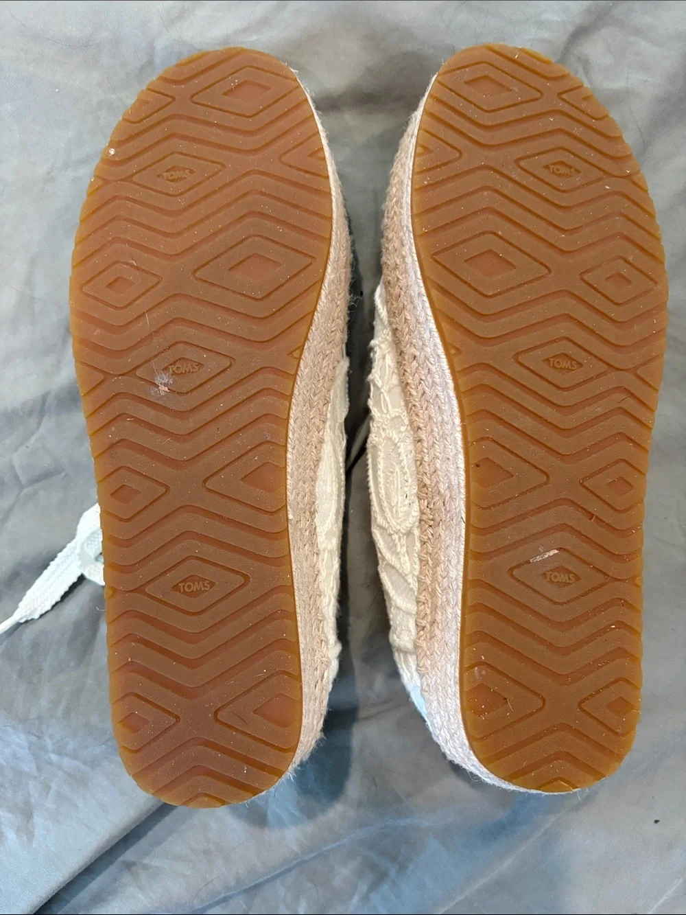 Tom’s Valencia Lace-Up Platform Espadrille